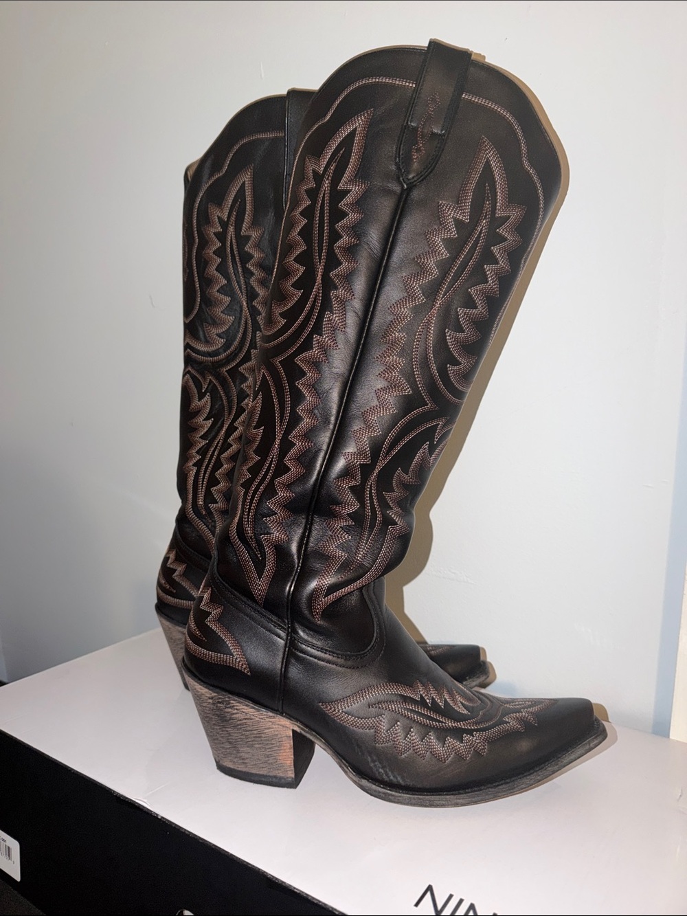 Ariat Cassanova boot WORN ONCE!